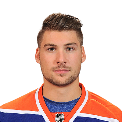 Travis Ewanyk headshot
